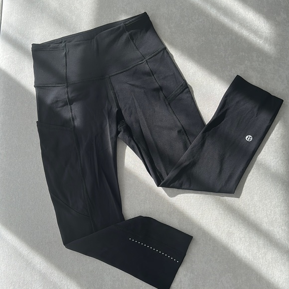 LULULEMON Fast and Free High-Rise Crop 19" Black Leggings - Picture 1 of 3